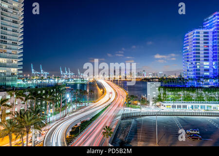 Am Abend leichte Wanderwege in Miami Stockfoto