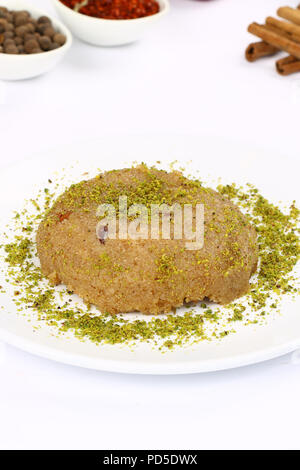 Traditionelle türkische Grieß halva - irmik helvasi Stockfoto