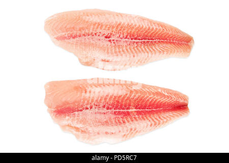 Gefrorene Fischfilets auf weißem Hintergrund Stockfoto