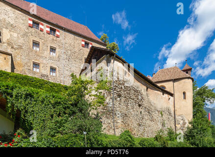 Schloss in Schenna bei Meran, Südtirol Stockfoto