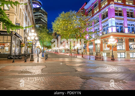 Blaue Stunde in Vancouver's Gastown Bezirk Stockfoto