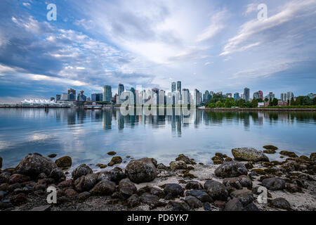 Morgen Spaziergang entlang der Stanley Park Seawall Pfad Stockfoto