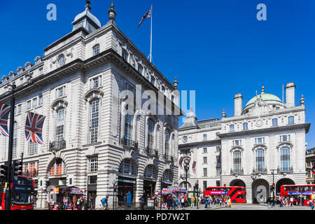 England, London, Piccadilly Circus, Piccadilly und Regent Street. Stockfoto