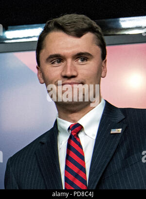 Washington, Vereinigte Staaten von Amerika. 22 Mär, 2018. Charlie Kirk, Gründer und Geschäftsführer der Wendepunkt USA, nach Befragung von United States President Donald J. Trumpf bei der Generierung der nächsten Gipfel im Weißen Haus in Washington, DC am Donnerstag, 22. März 2018. Credit: Ron Sachs/CNP | Verwendung der weltweiten Kredit: dpa/Alamy leben Nachrichten Stockfoto