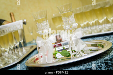 Gläser Champagner für eine Hochzeit Stockfoto