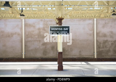 Wemyss Bay Bahnhof zeichen Innenraum der Gebäude Stockfoto