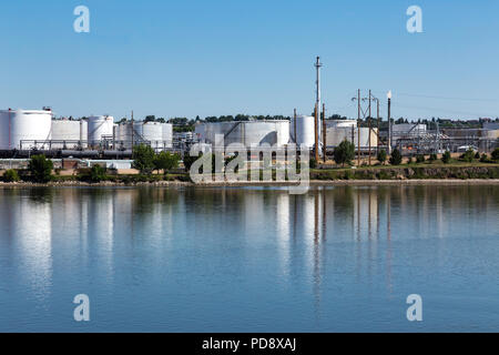 Calumet Montana Raffination auf dem Missouri River in Great Falls, Montana, USA Stockfoto