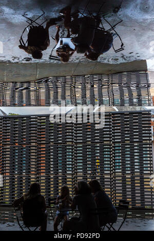 Serpentine Gallery jährliche Sommer Pavillon entworfen von Frida Escobedo. 2018 London, England, Vereinigtes Königreich, Europa Stockfoto