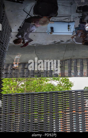 Serpentine Gallery jährliche Sommer Pavillon entworfen von Frida Escobedo. 2018 London, England, Vereinigtes Königreich, Europa Stockfoto