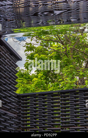 Serpentine Gallery jährliche Sommer Pavillon entworfen von Frida Escobedo. 2018 London, England, Vereinigtes Königreich, Europa Stockfoto