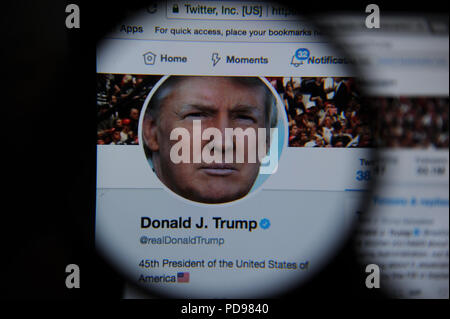 Donald Trumpf twitter Seite @ realDonaldTrump Stockfoto