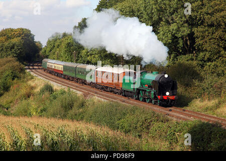 Schulen 925 Pässe Kinchley Lane auf der Great Central Railway 7.10.12 Stockfoto