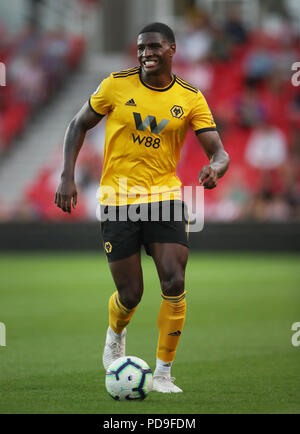 Wolverhampton Wanderers' Kortney Hause während einer Saison Testspiel in der Bet365-Stadion, schüren. Stockfoto