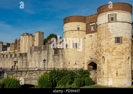 London England August 04, 2018 Die alte Festung aus dem Tower von London Stockfoto