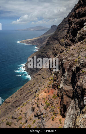 Blick vom Mirador de Balcón auf Klippe, im La Aldea de San Nicolas de Tolentino, Gran Canaria, Kanarische Inseln, Spanien Stockfoto