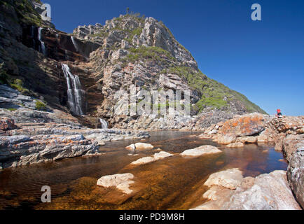 Wasserfall auf der Otter Trail Stockfoto