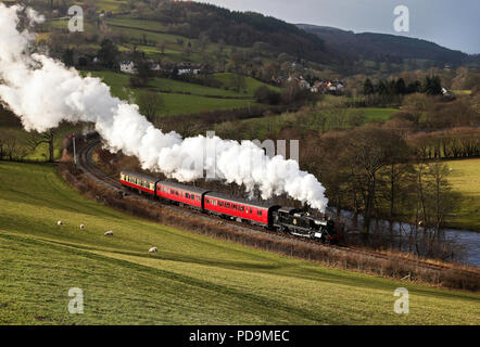 GWR Prairie 5199 übergibt Garthydwr auf der Llangollen Railway auf 2.1.15 Stockfoto