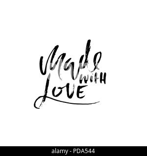 Mit Liebe gemacht. Hand Made Schriftzug Phrase für Online Store. Vektor Tinte Abbildung. Moderne trockenen Pinsel Kalligraphie. Stock Vektor