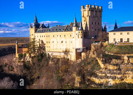 Elegante Alcazar Schloss, Panoramaaussicht, Segovia, Spanien. Stockfoto