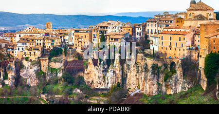 Beeindruckende Cuenca Dorf, Panoramaaussicht, Spanien. Stockfoto