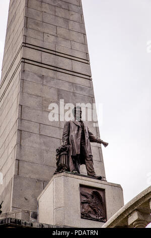 Obelisk von Präsident Abraham Lincoln's Grab in Springfield, Illinois. Stockfoto