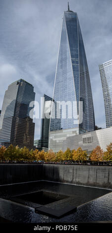 29-10-15, New York, USA. Das Memorial Pool am Denkmal 9/11. Foto: © Simon Grosset Stockfoto