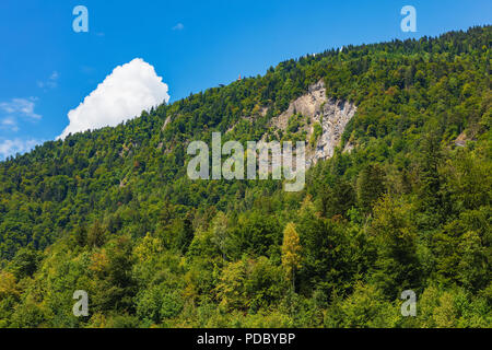 Mt. Schwieriger in der Schweiz, Blick von der Stadt Interlaken im Sommer. Stockfoto