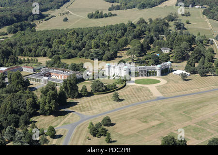 Luftaufnahme von Goodwood House, der Heimat der Herzog von Richmond & Gordon Stockfoto