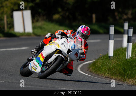 Stromkreis Dundrod, Lisburn, Nordirland. 8 Aug, 2018. MCE Ulster Grand Prix Praxis Tag; Lee Johnston (NI) konnten nur 12. Schnellste während der SuperSport qualifizierenden Kreditkarten verwalten: Aktion plus Sport/Alamy leben Nachrichten Stockfoto