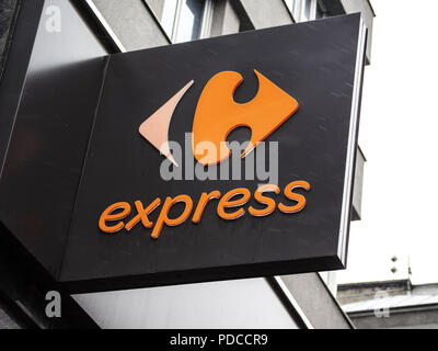 Krakau, Polen. 20 Mär, 2018. Carefour express Supermarkt Logo. Quelle: Igor Golovniov/SOPA Images/ZUMA Draht/Alamy leben Nachrichten Stockfoto