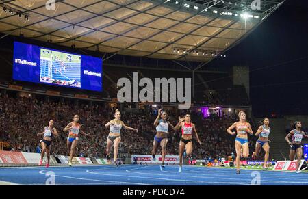 Berlin, Deutschland. 07 Aug, 2018. Ziel Ziel der linken Orlann OMBISSA (FRA), Samuel Jamile (NED), Gina (LUECKENKEMPER LuÌckenkemper), Deutschland, 2. Platz, Sieger Dina ASHER - SMITH (1./GBR), KAMBUNDJI Mujinga (SUI/Platz 4), SCHIPPERS Dafne (NED/Platz 3), LANSIQUOT Imani (GBR), ZAHI Carolle (FRA), Ziel, Aktion, Frauen 100 m, am 07.08.2018 Europäische Leichtathletik WM 2018 in Berlin/Deutschland vom 06.08. - 12.08.2018. | Verwendung der weltweiten Kredit: dpa/Alamy leben Nachrichten Stockfoto