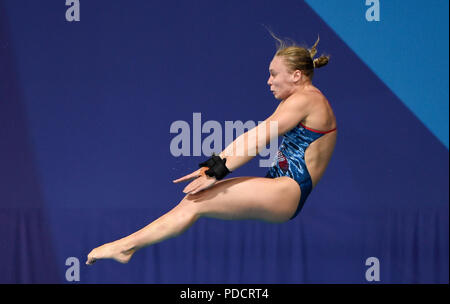 Großbritanniens Robyn Birke in der Frauen 10-m-Dive Final bei Tag sieben der 2018 europäischen Meisterschaften am Scotstoun Sport Campus, Glasgow. Stockfoto