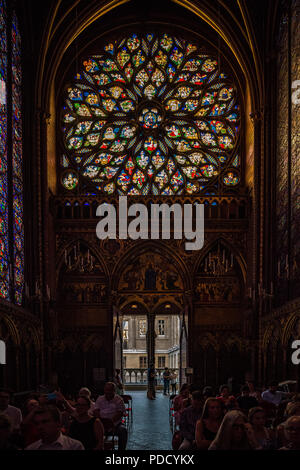 Saint Chapelle in der Nacht führt klassische Konzerte in Paris, Frankreich Stockfoto