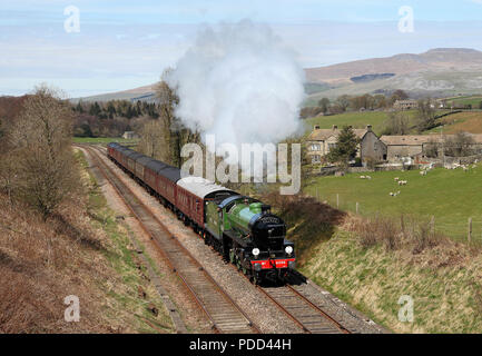 61306 Köpfe in Richtung Jc mit einer geladenen Testlaufs vereinbaren. Stockfoto