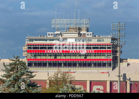 BLOOMINGTON, IN, USA - 22. OKTOBER 2017: Memorial Stadium auf dem Campus der Universität von Indiana. Stockfoto