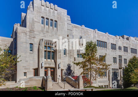 BLOOMINGTON, IN, USA - 22. OKTOBER 2017: Simon Halle auf dem Campus der Universität von Indiana. Stockfoto