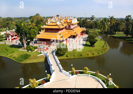 Luftaufnahme von Phra Thinang Wehart Chamrun in Bang Pa-In königliche Sommerresidenz, Thailand Stockfoto