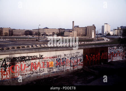 Ein Blick auf "die Mauer", "Die kommunistische trennt - kontrollierte Osten Deutschland aus dem Westen Deutschlands. Stockfoto