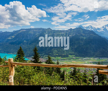 Blick von der Harderkulm in der Schweiz im Sommer Stockfoto