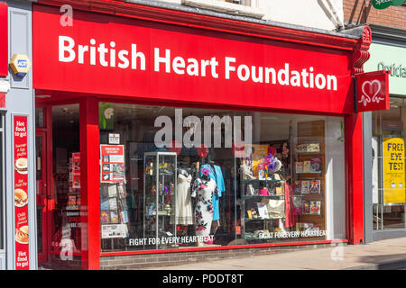 British Heart Foundation Charity Shop, Front Street, Chester-le-Street, County Durham, England, Vereinigtes Königreich Stockfoto