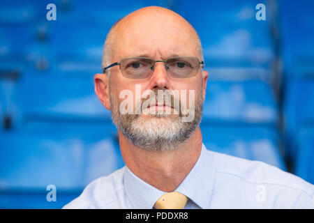 Auf 0001 Embargo Freitag 10. August Nick Aldworth, nationaler Koordinator für Schützen und bereiten die Polizeiarbeit, bei Chelseas Stamford Bridge Stadion in London. Polizei drängt Fußball-Fans, um Ihnen zu helfen, den Terrorismus bekämpfen, indem die Berichterstattung über etwaige Sicherheitsbedenken bei Spielen. Stockfoto