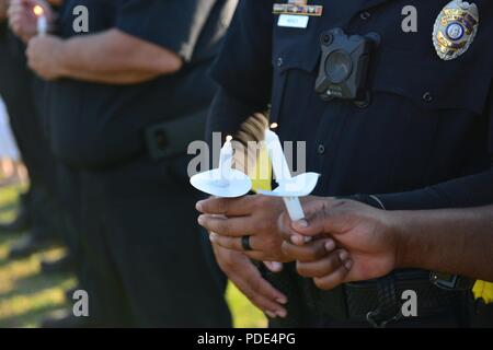 Die Stadt Port Wentworth, Georgien eine Gedenkfeier zu Ehren der Flieger im WC-130 Crash am 2. Mai 2018 an den Port Wentworth Festival Gelände Mai 12, 2018 getötet. Stockfoto