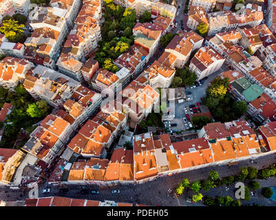 Antenne Drone Ansicht der ungeplanten Verstädterung Istanbul Capa Sehremini Aksaray/Türkei. Stadtbild. Stockfoto