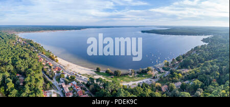 Frankreich, Gironde, Côte d'Argent, Lacanau, Lacanau See, moutchic Weiler (Luftbild) // Frankreich, Gironde (33), Côte d'Argent, Lac de Lacanau, Lacanau, Stockfoto