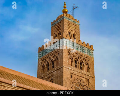 Minarett der Koutoubia-Moschee in Marrakesch, Marokko, auch als Moschee der Buchhändler bekannt Stockfoto