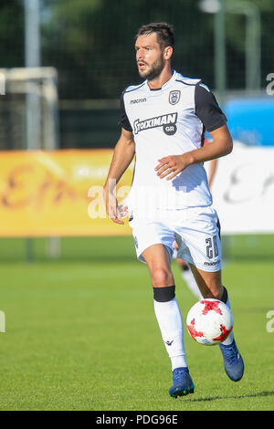 Horst, Niederlande - 29. Juni 2018: Die Spieler von PAOK Evgen Shakhov in Aktion beim Freundschaftsspiel RSC Anderlecht vs PAOK bei Sport Park Sport Swolgen Stockfoto