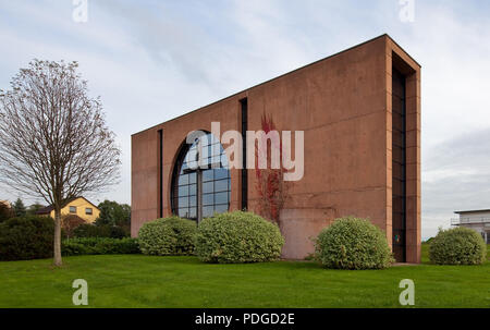 Scheibenförmige Portalfassade, Ansicht von Westen, 1997-98 von Peter Böhm und Christopher Schroeer Stockfoto