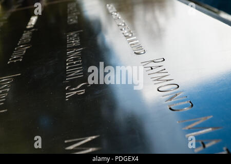 Reflexionen über ein Panel der Denkmal 9/11 2 Stockfoto