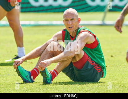 Rottach Egern, Deutschland. 09 Aug, 2018. FC Bayern München, Rottach Egern, August 09, 2018 Arjen ROBBEN, FCB 10 im Trainingscamp zur Vorbereitung Saison 2018/2019 Entspannen, 9. August 2018 in Rottach-Egern, Tegernsee, Deutschland. Credit: Peter Schatz/Alamy leben Nachrichten Stockfoto