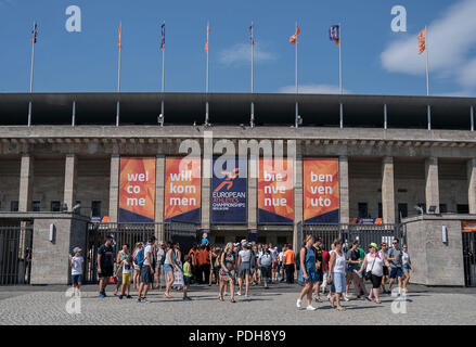 Berlin, Deutschland. 08 Aug, 2018. Funktion, Zuschauer stroemen vom Olympiastadion, Lüfter, Eingang, 08.08.2018 Europäische Leichtathletik WM in Berlin 2018/Deutschland vom 06.08. - 12.08.2018. | Verwendung der weltweiten Kredit: dpa/Alamy leben Nachrichten Stockfoto